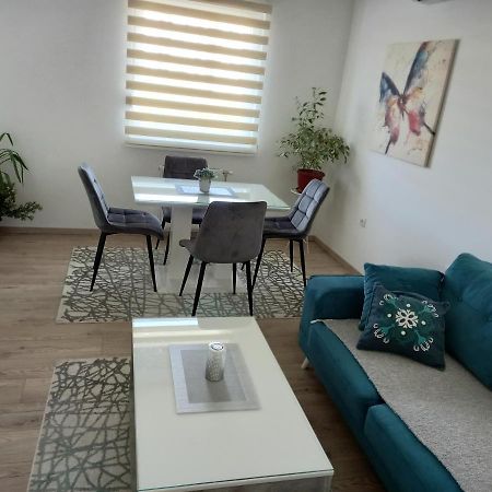 Apartman Vrbas Sa Podzemnom Garazom Banja Luka Luaran gambar