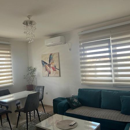 Apartman Vrbas Sa Podzemnom Garazom Banja Luka Luaran gambar