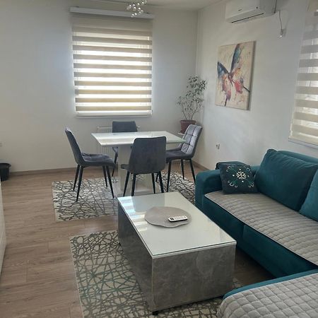 Apartman Vrbas Sa Podzemnom Garazom Banja Luka Luaran gambar