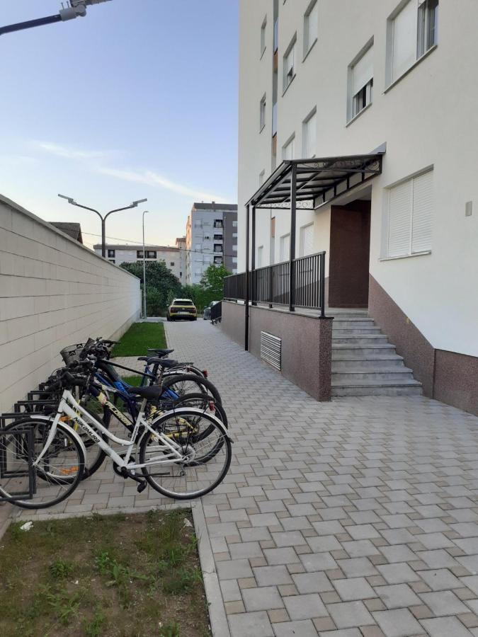 Apartman Vrbas Sa Podzemnom Garazom Banja Luka Luaran gambar